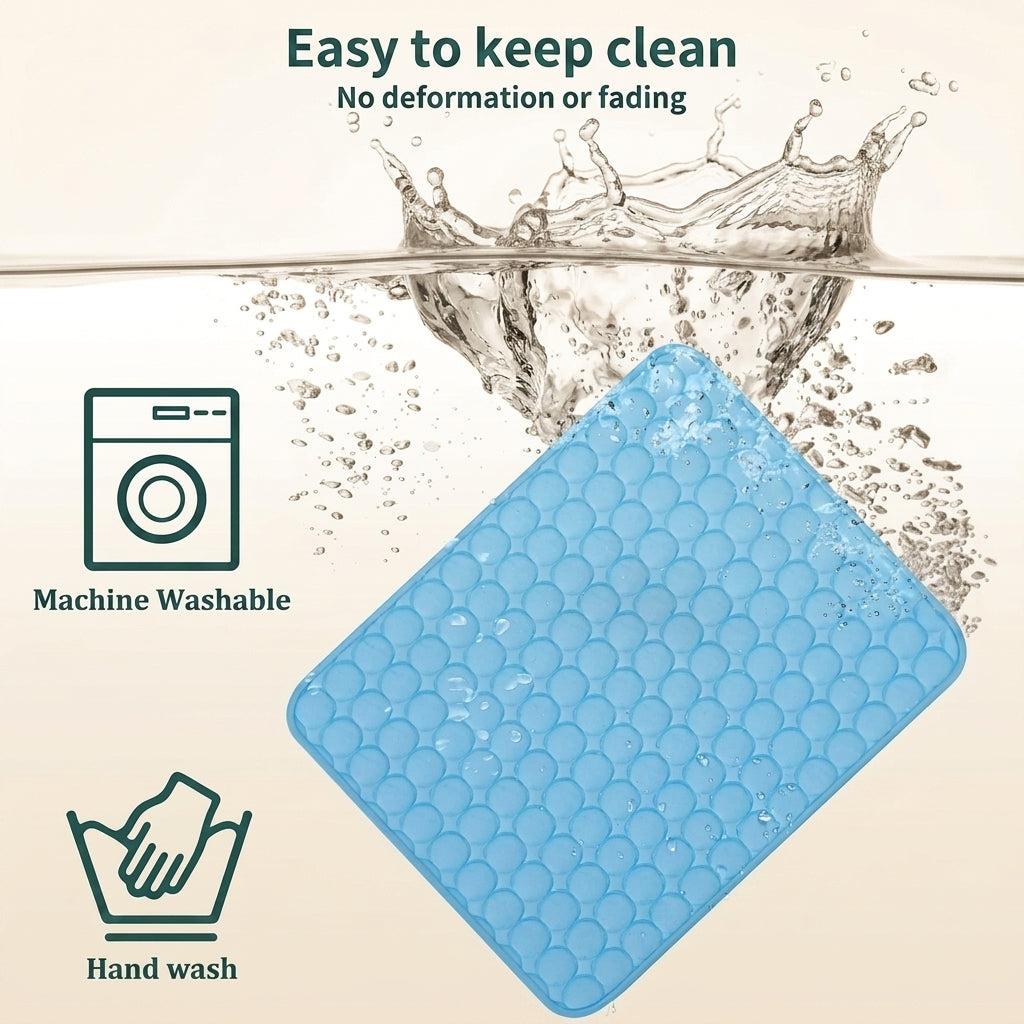 Cooling mat 3-layer material close-up